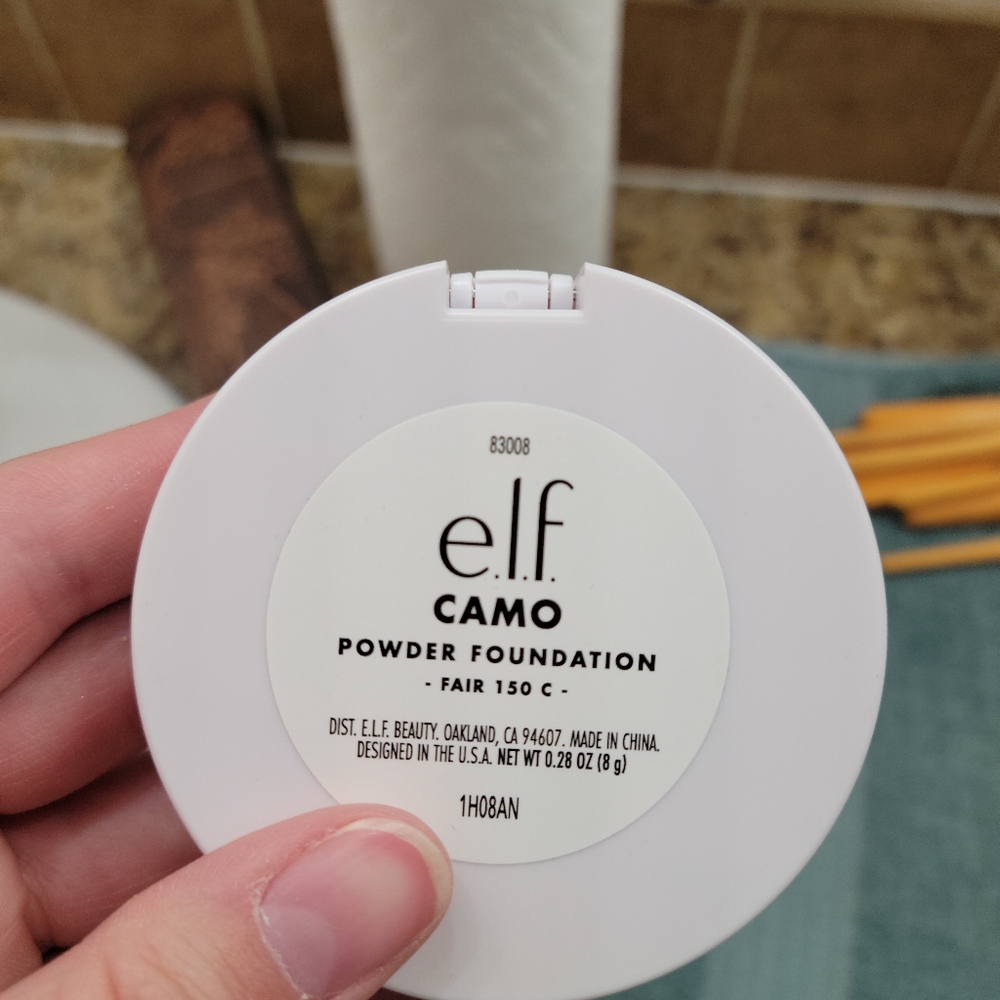 Powder foundation - Picture 5 of 5